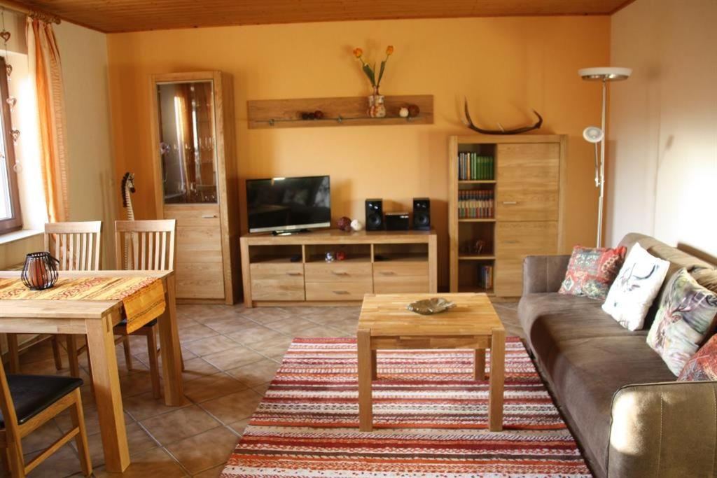 Ferienwohnung Maifeld Wierschem Bagian luar foto